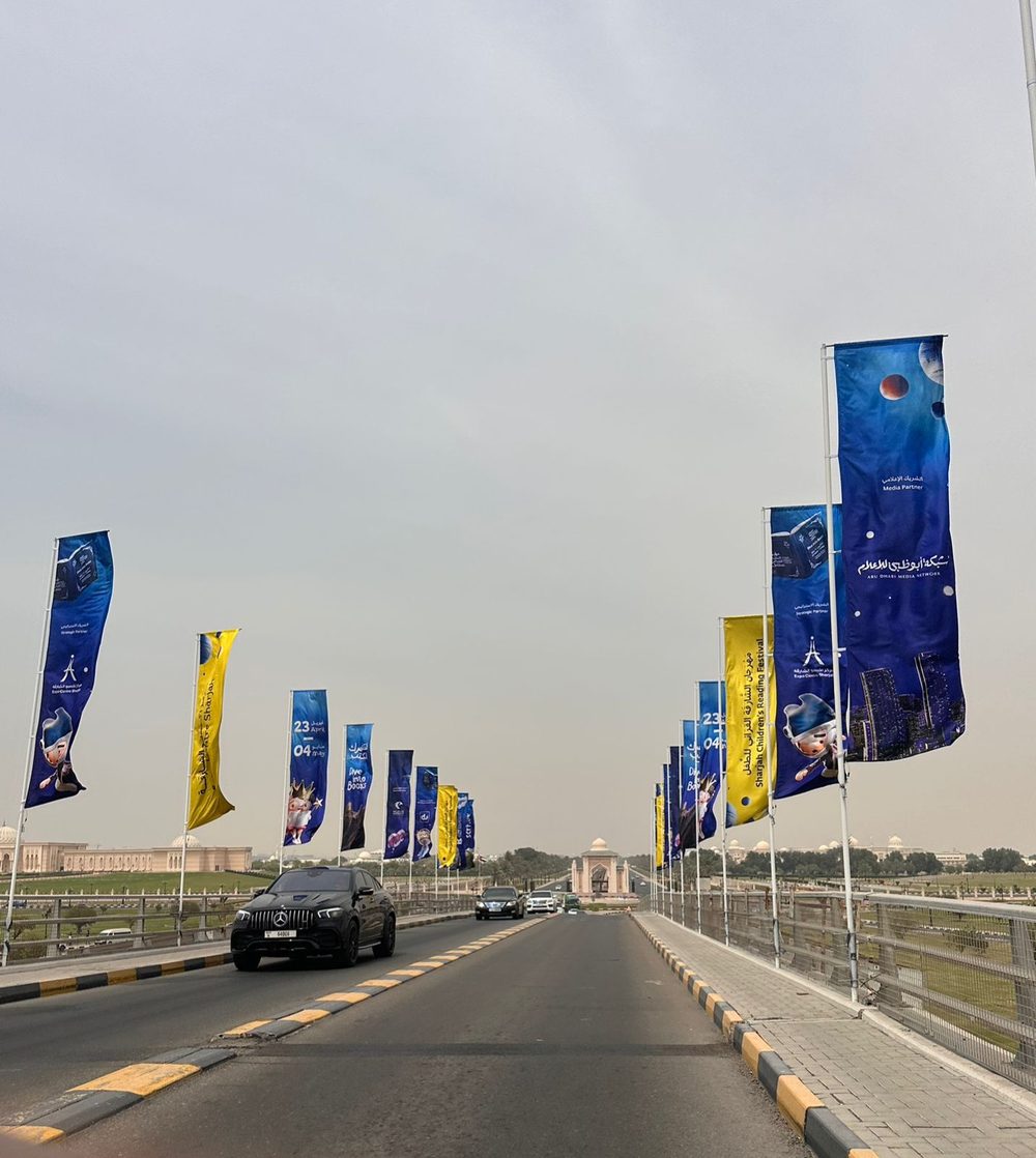 6mtr Bridge Flags — Valley Advertising UAE
